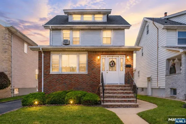 $550,000 | 346 Page Avenue, Lyndhurst, NJ 07071