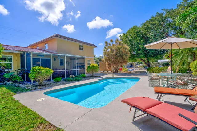 $1,250,000 | 30985 Hibiscus Drive, Big Pine Key, FL 33043