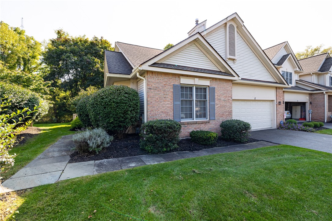 17 Fairvale Drive Perinton, NY 14526 - Photo 4 of 41