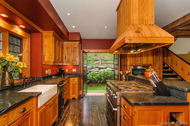 2695 Preserve Road, Unit 105 Sylva, NC 28779 - Photo 9 of 24