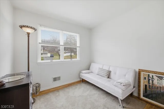 $459,900 | 159 Sunrise Terrace, Washington, NJ 07882