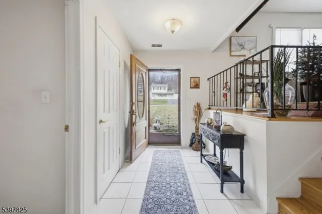 $459,900 | 159 Sunrise Terrace, Washington, NJ 07882