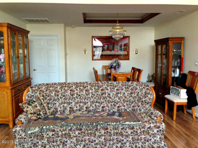 7329 Rivers End Circle Louisville, KY 40258 - Photo 8 of 35 dining b