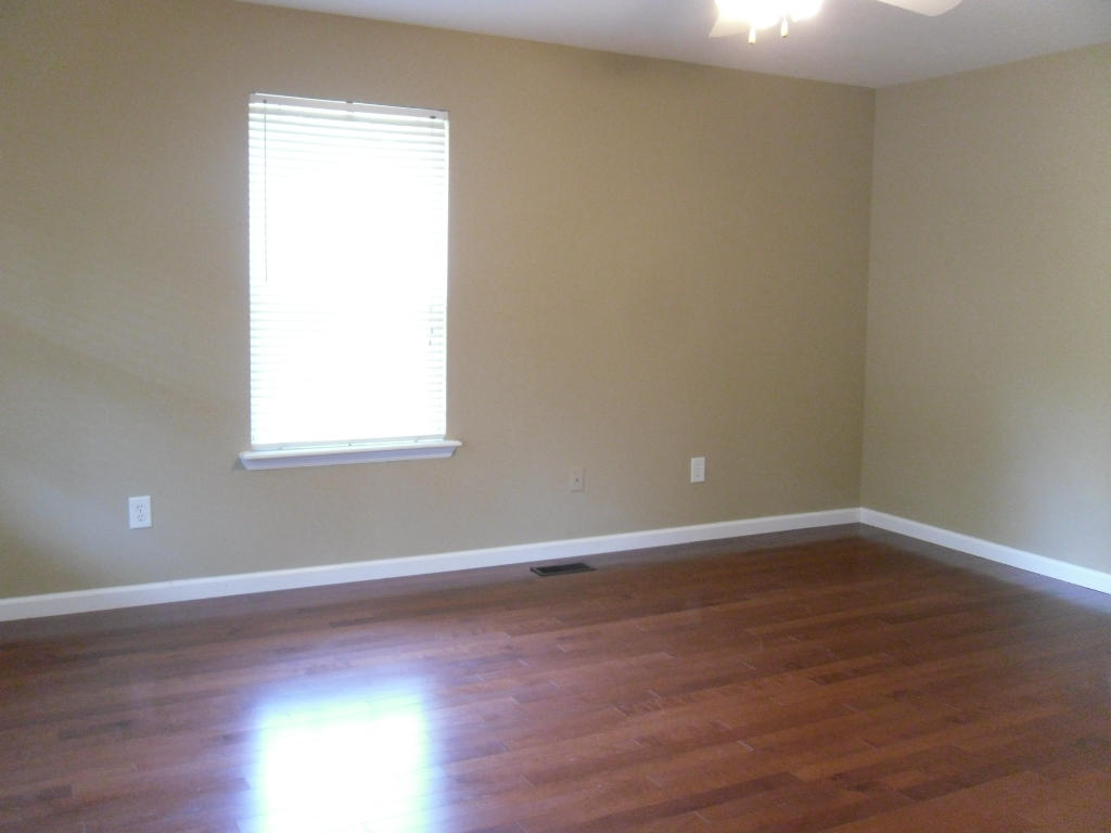 201 West Park Circle Decatur, TN 37322 - Photo 3 of 27 201 West Park Circle Decatur TN (3) - Co