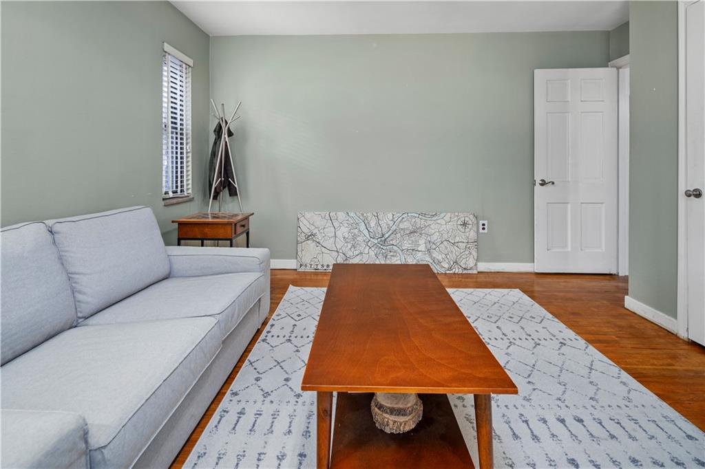 242 Cascade Road Pittsburgh, PA 15221 - Photo 21 of 25 Gallery Image 21