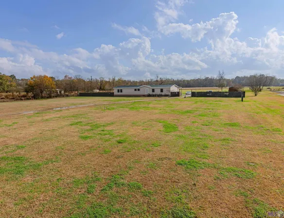 $299,000 | 9450 Bueche Road, Erwinville, LA 70729