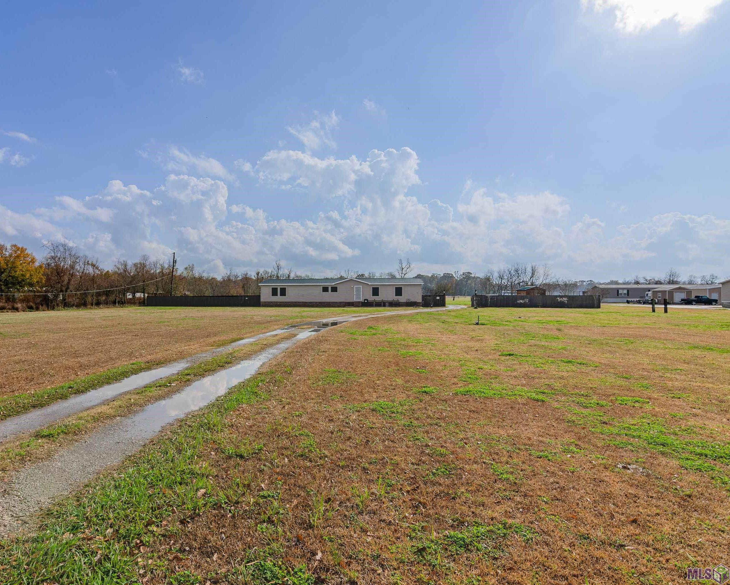 9450 Bueche Road Erwinville, LA 70729 - Photo 2 of 27