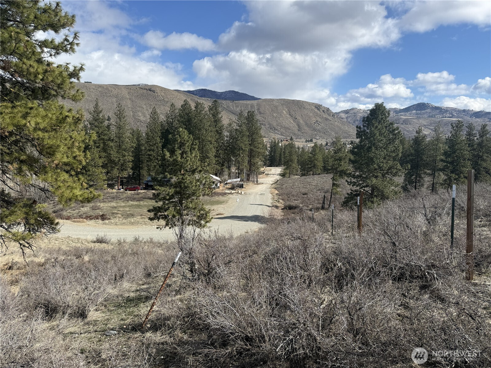 40-tbd Rabbit House Road Winthrop, WA 98862 - Photo 25 of 40 a view of a town with mountains