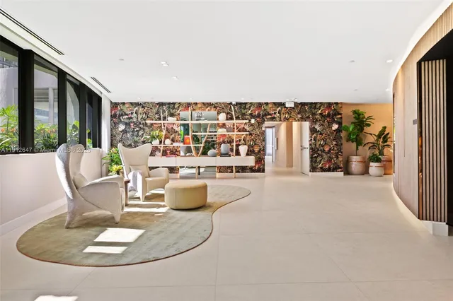 $9,500 | 700 Northeast 24th Street, Unit 5606, Miami, FL 33137