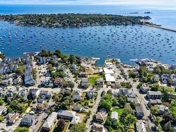 $745,000 | 60 Gregory Street, Unit 3, Marblehead, MA 01945