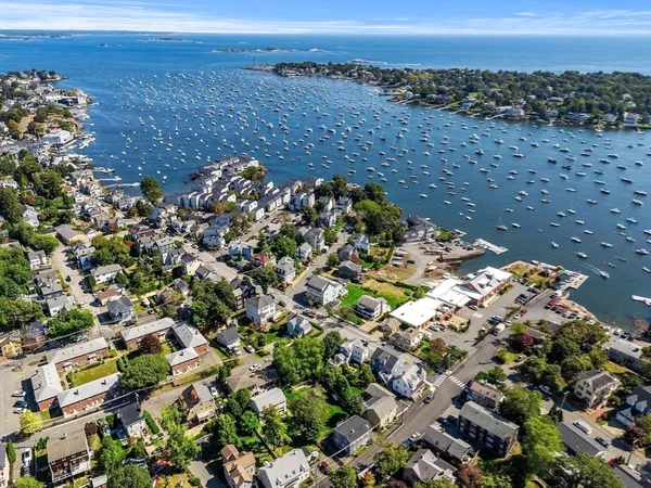 $745,000 | 60 Gregory Street, Unit 3, Marblehead, MA 01945