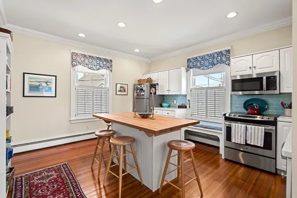 $745,000 | 60 Gregory Street, Unit 3, Marblehead, MA 01945