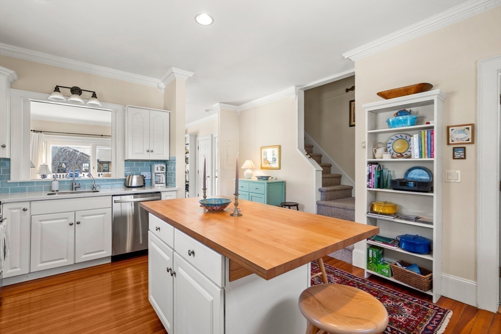 60 Gregory Street, Unit 3 Marblehead, MA 01945 - Photo 37 of 42