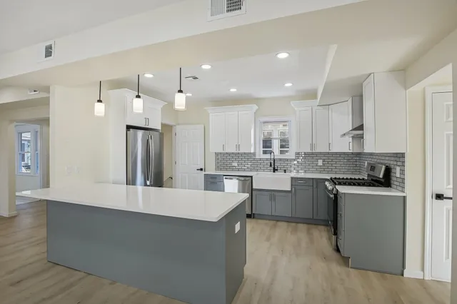 $5,000 | 4 Lincoln Place, Cliffside Park, NJ 07010