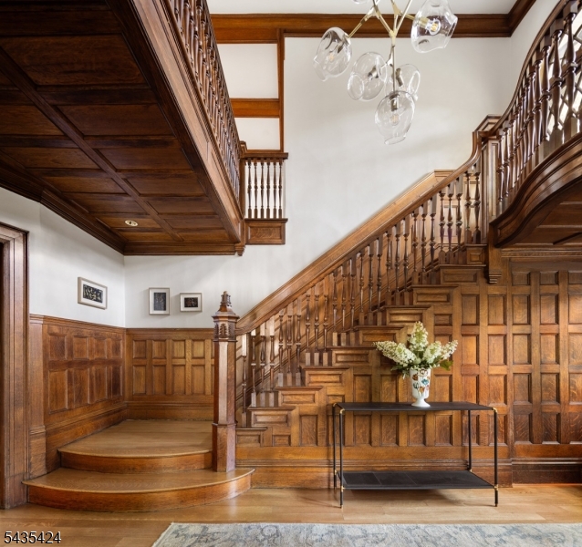 162 Union Street Montclair, NJ 07042 - Photo 4 of 49