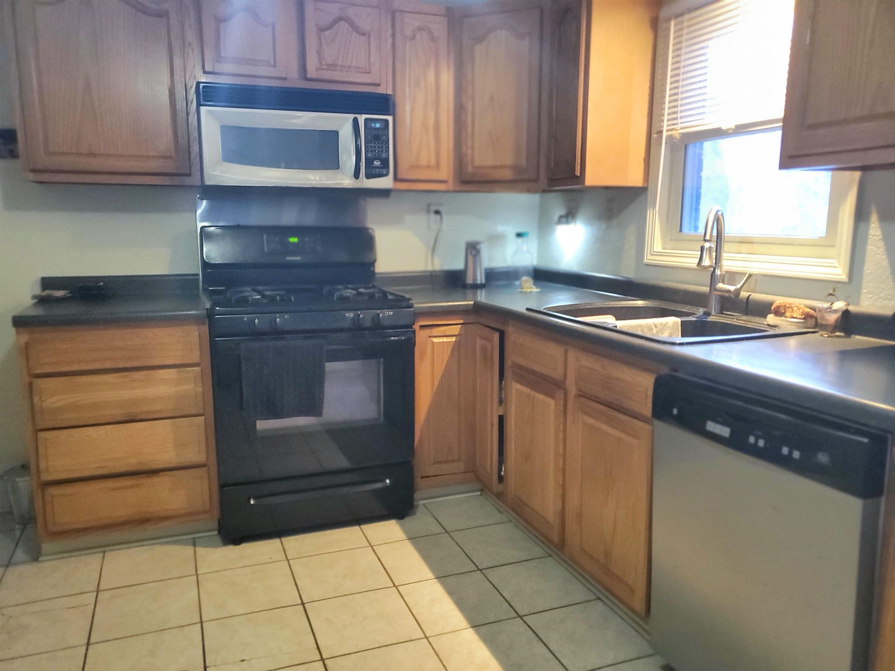 6858 Safford Road Rockford, IL 61101 - Photo 18 of 30