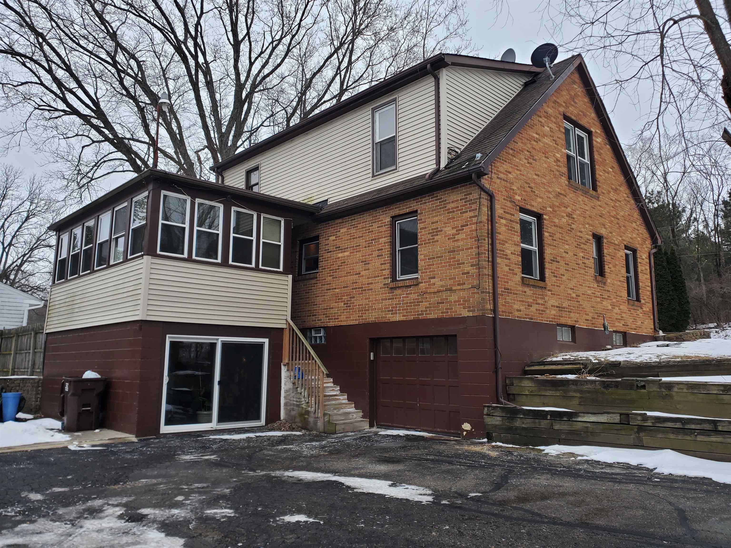 6858 Safford Road Rockford, IL 61101 - Photo 5 of 30