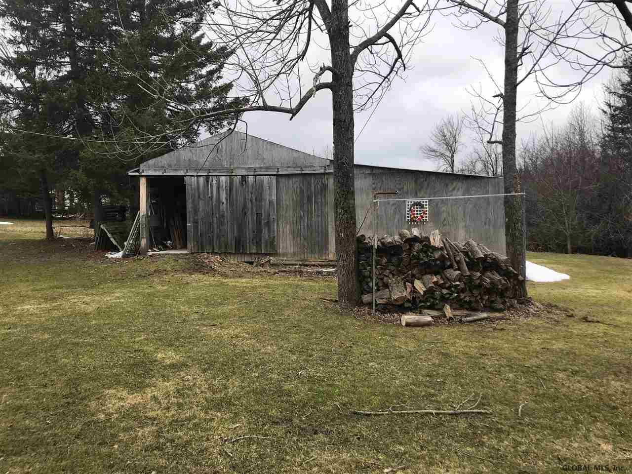 186 Middle Road Altamont, NY 12009 - Photo 4 of 24 Photo 4