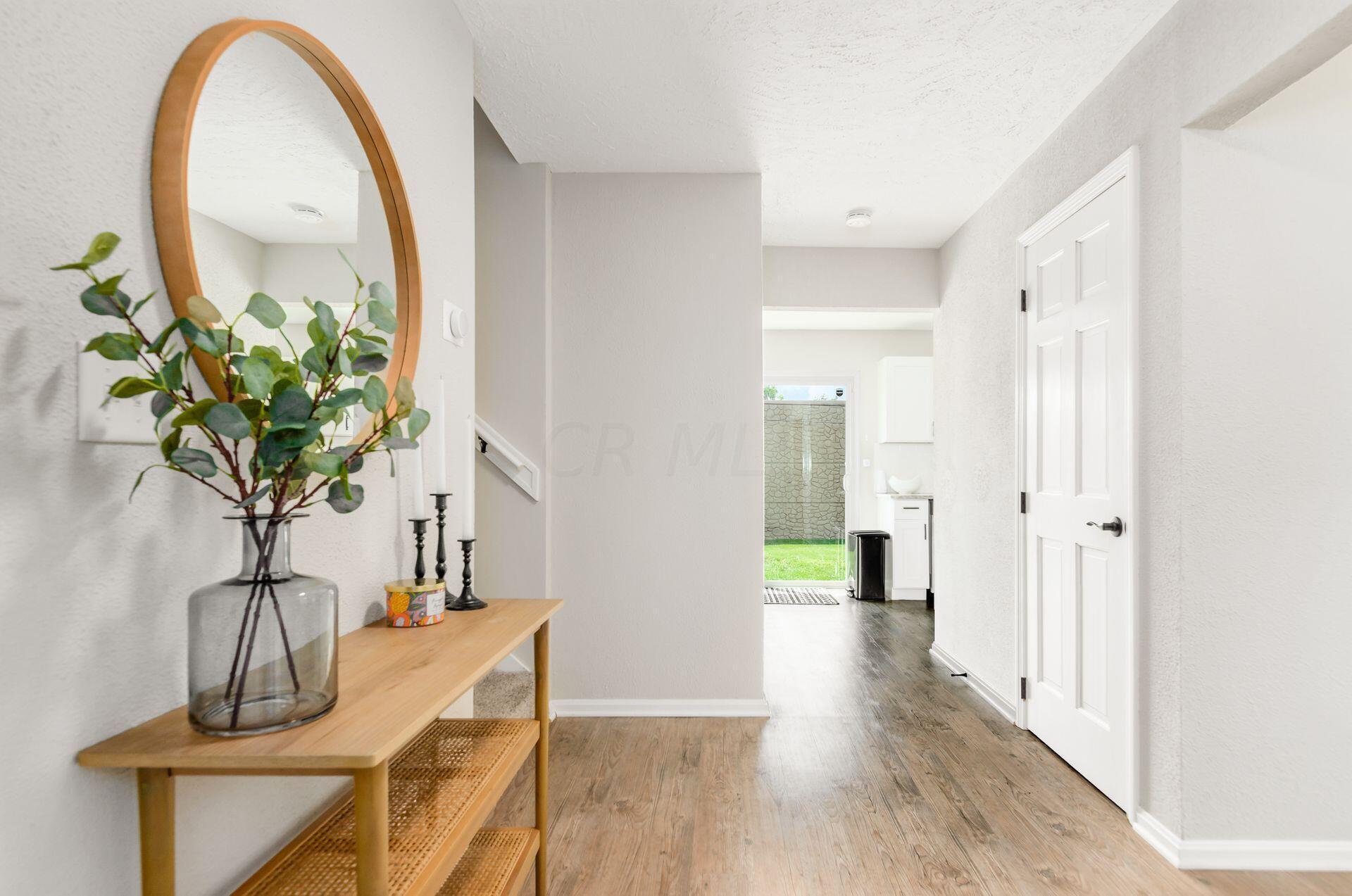2757 Kenview Road South Columbus, OH 43209 - Photo 3 of 37 Gallery Image 3