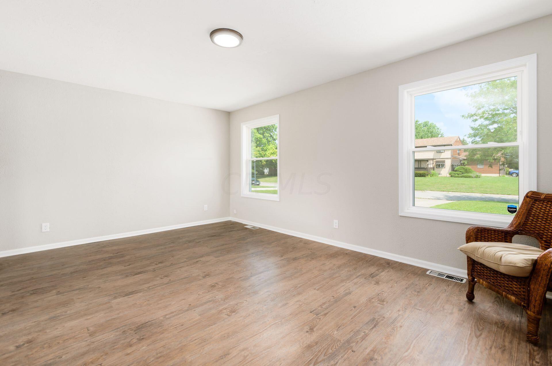 2757 Kenview Road South Columbus, OH 43209 - Photo 5 of 37 Gallery Image 5