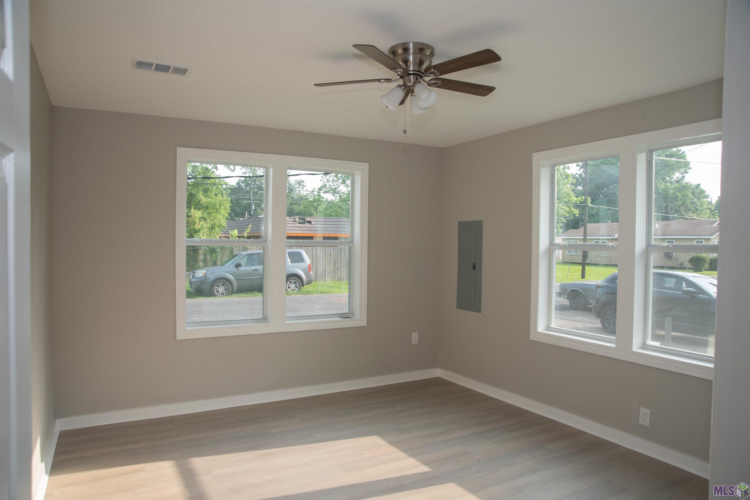 3263 Ozark Street Baton Rouge, LA 70805 - Photo 5 of 18 Gallery Image 5