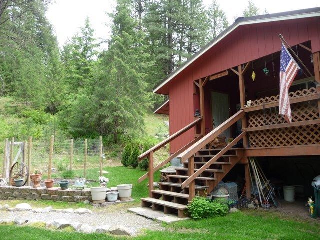 2218 Addy-Gifford Road Addy, WA 99101 - Photo 3 of 11