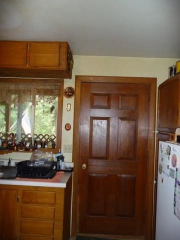 2218 Addy-Gifford Road Addy, WA 99101 - Photo 5 of 11