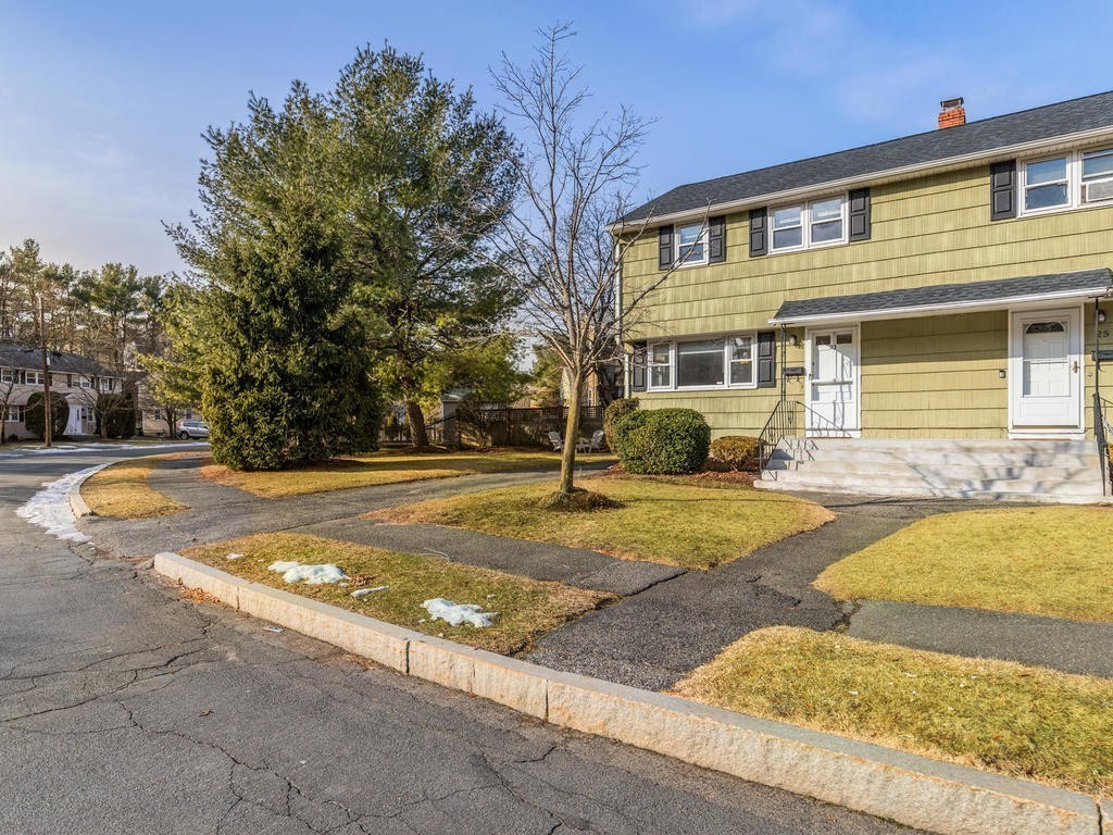23 Charles Road, Unit 23 Winchester, MA 01890 - Photo 28 of 29 Gallery Image 28
