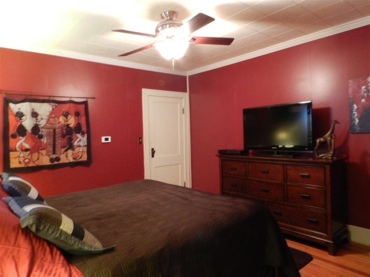 2005 Stringtown Road Evansville, IN 47711 - Photo 14 of 19 Gallery Image 14