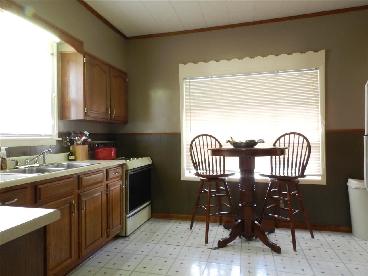 2005 Stringtown Road Evansville, IN 47711 - Photo 9 of 19 Gallery Image 9