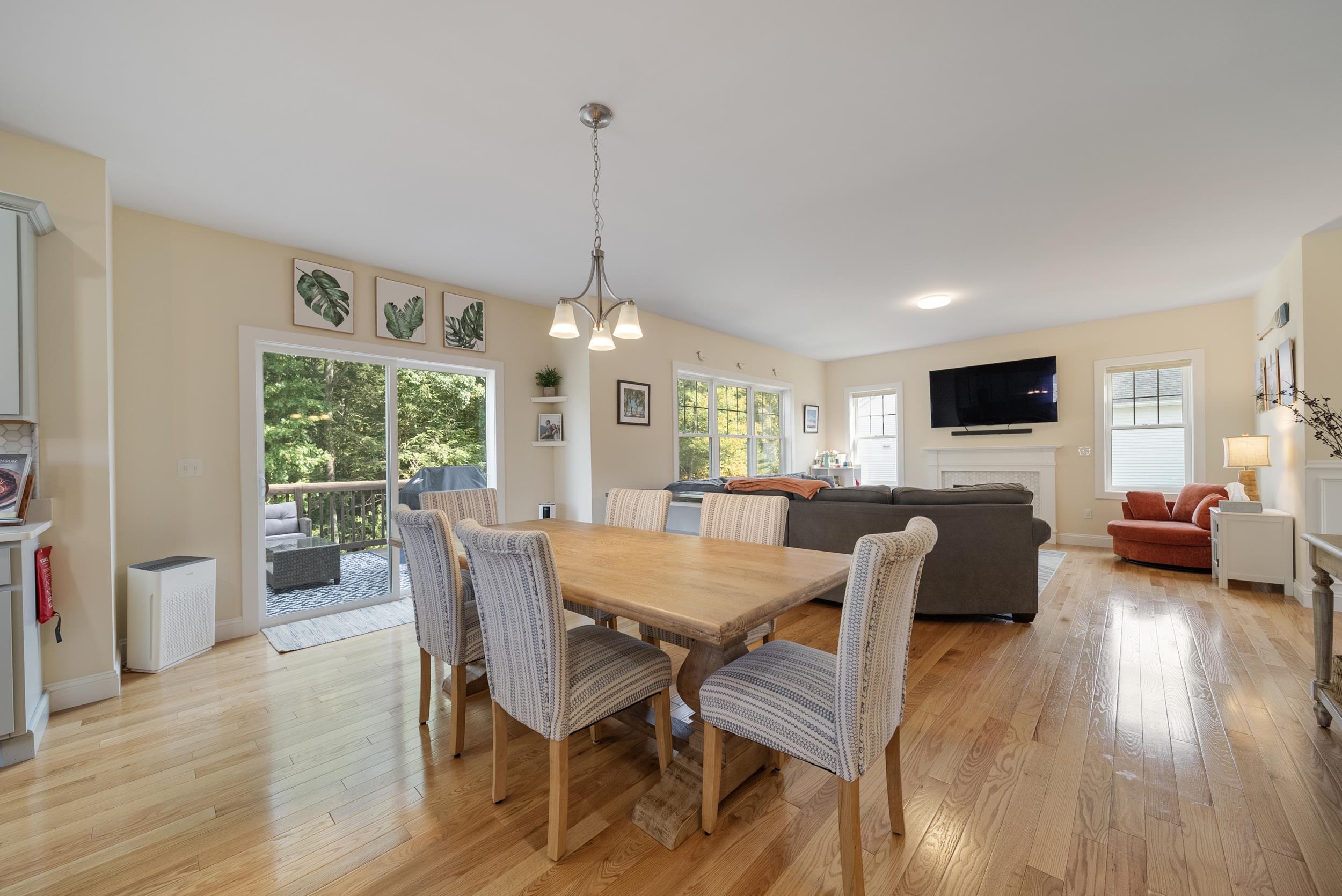 147 Emerald Lane Dover, NH 03820 - Photo 19 of 60