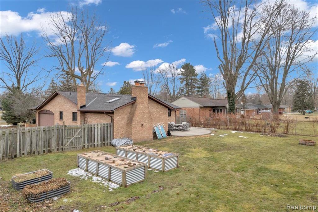 38855 Union Lake Road Clinton Township, MI 48036 - Photo 23 of 27 Gallery Image 23