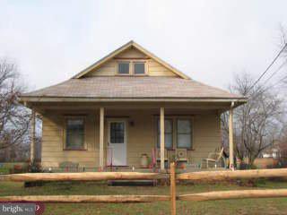 17 West Taunton Road Berlin, NJ 08009 - Photo 1 of 6 Gallery Image 1