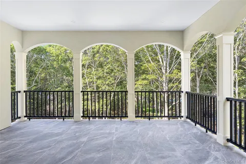 $5,755,000 | 3360 Wunneweta Road, Cutchogue, NY 11935