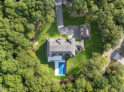 $5,755,000 | 3360 Wunneweta Road, Cutchogue, NY 11935