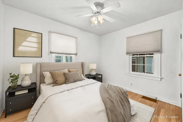 $250,000 | 1034 West New York Street, Aurora, IL 60506