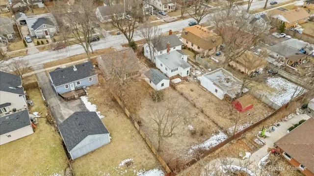 $250,000 | 1034 West New York Street, Aurora, IL 60506