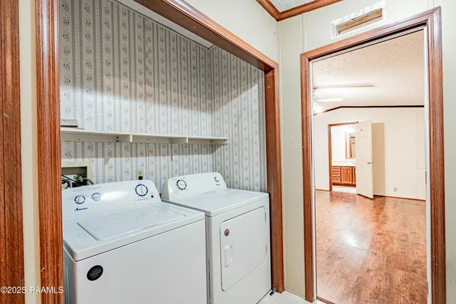 $900 | 7114 West Highway 90, New Iberia, LA 70560