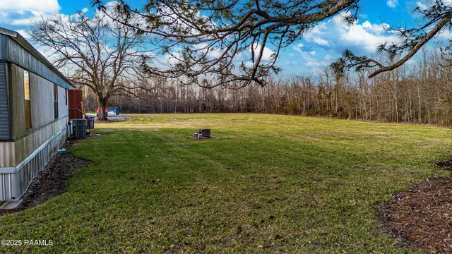 $900 | 7114 West Highway 90, New Iberia, LA 70560