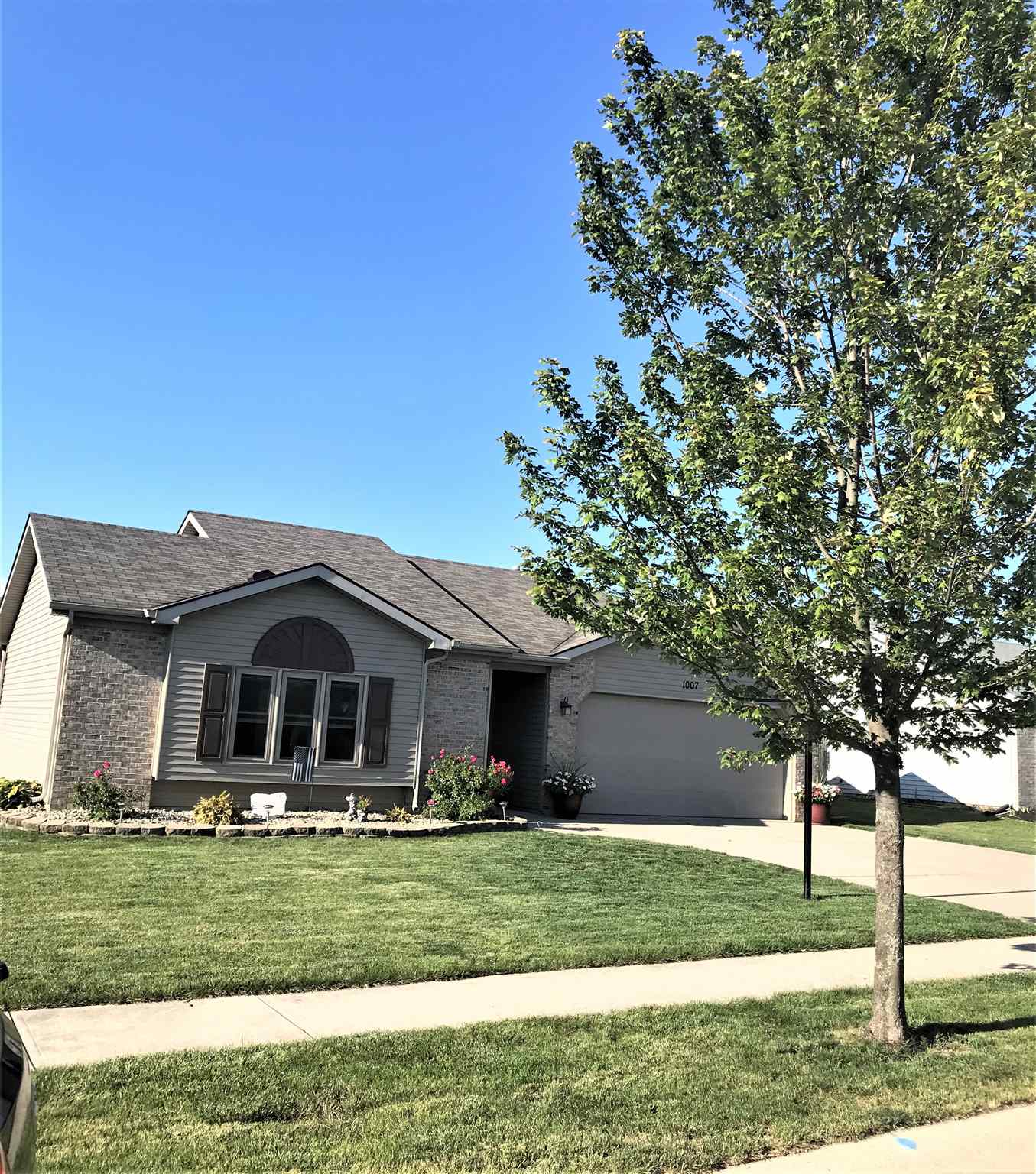 1007 Eastridge Drive Decatur, IN 46733 - Photo 3 of 26
