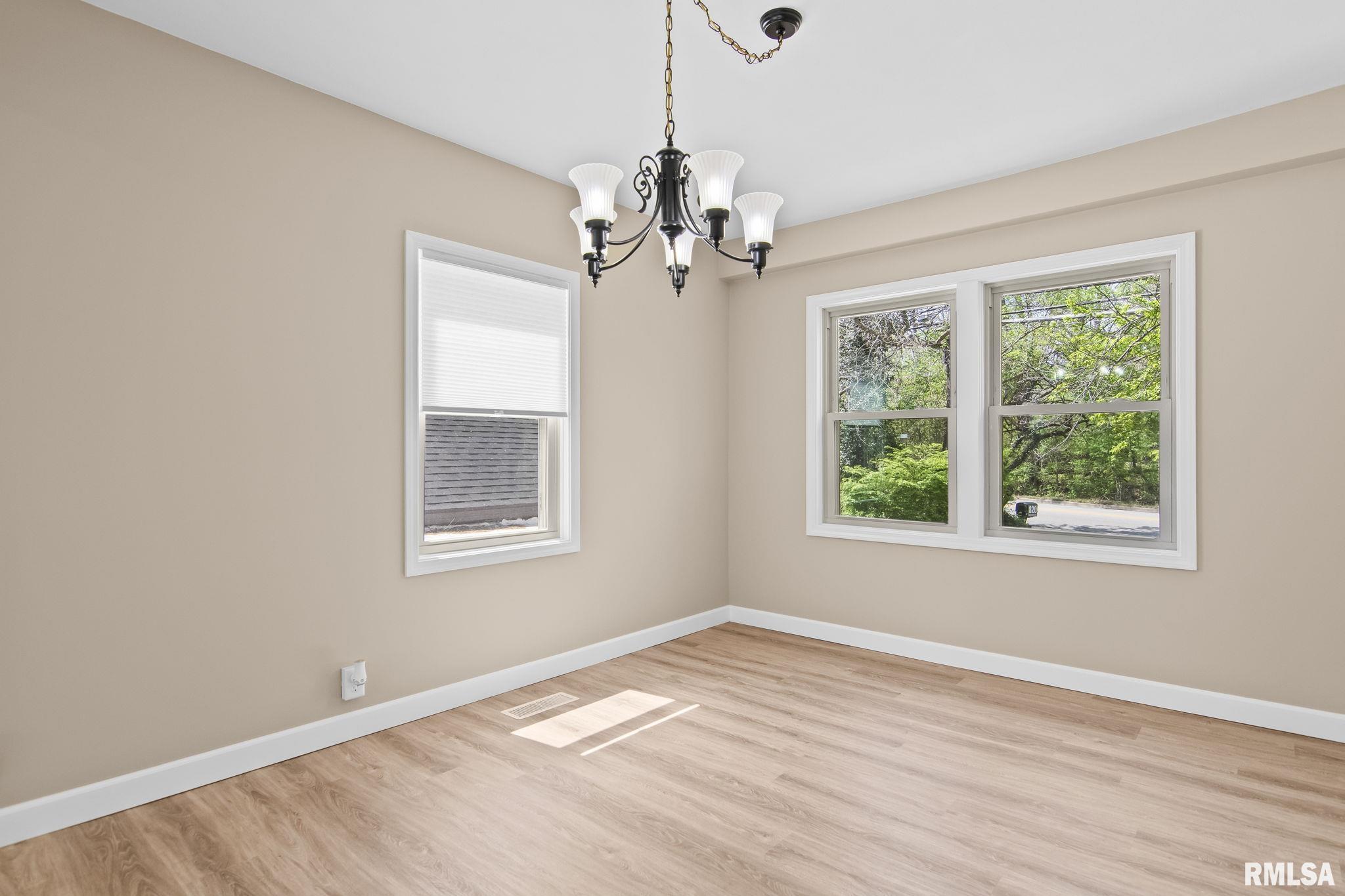 820 West Lake Shore Drive Springfield, IL 62712 - Photo 12 of 64