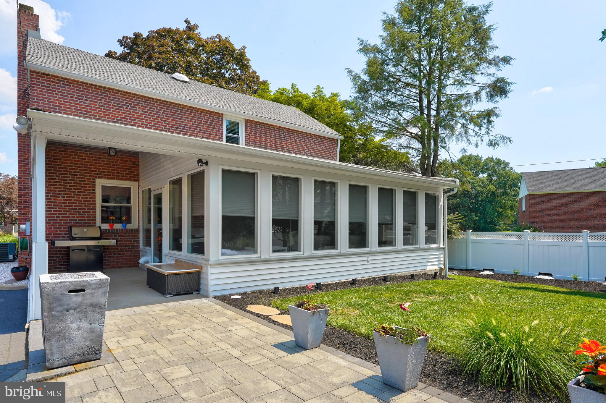 566 Scenic Road Springfield, PA 19064 - Photo 28 of 39 Back Exterior