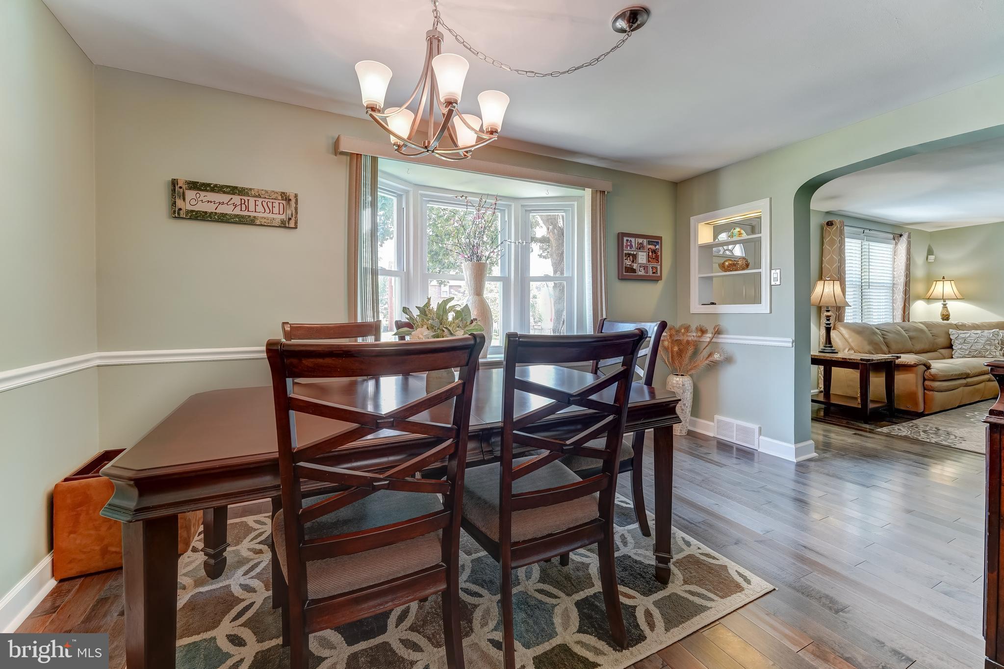 566 Scenic Road Springfield, PA 19064 - Photo 8 of 39 Dining Room