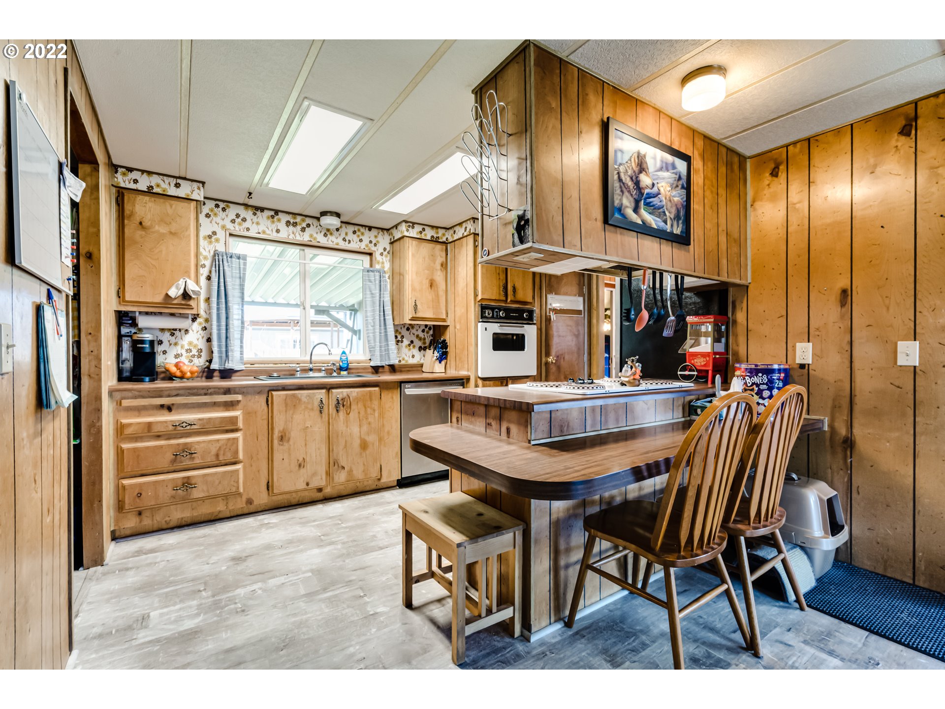 444 South 52nd Place Springfield, OR 97478 - Photo 3 of 18 Gallery Image 3