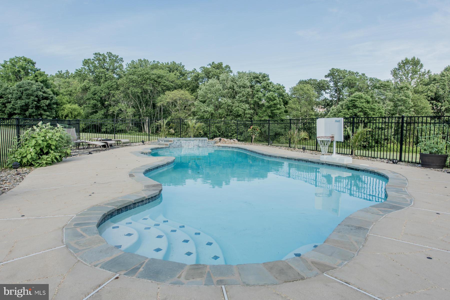 4225 Linthicum Road Dayton, MD 21036 - Photo 29 of 30 Pool