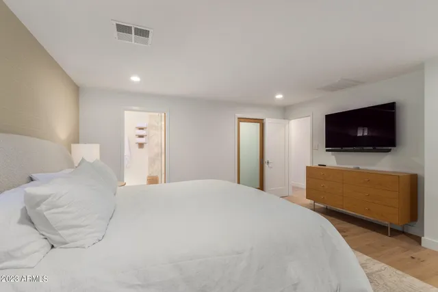 $20,000 | 5222 North Saddle Rock Drive, Phoenix, AZ 85018