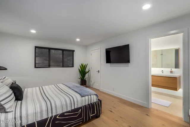 $20,000 | 5222 North Saddle Rock Drive, Phoenix, AZ 85018