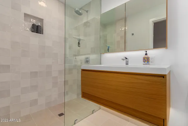 $20,000 | 5222 North Saddle Rock Drive, Phoenix, AZ 85018