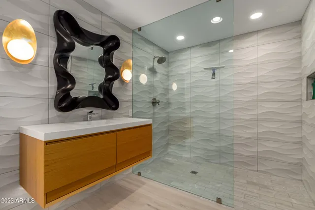 $20,000 | 5222 North Saddle Rock Drive, Phoenix, AZ 85018