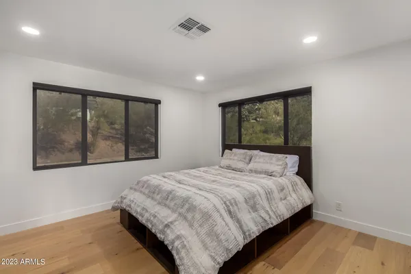 $20,000 | 5222 North Saddle Rock Drive, Phoenix, AZ 85018